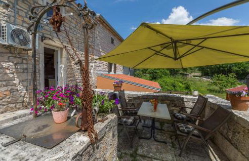 Beautiful Home In Putini With Kitchen - Photo 11