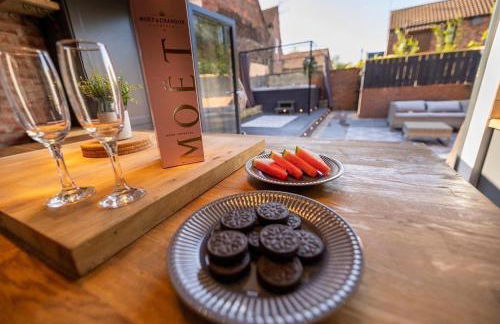 Town center cottage with Hot tub - Foto 7