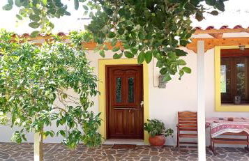 Small Villa Gerani - Photo 5