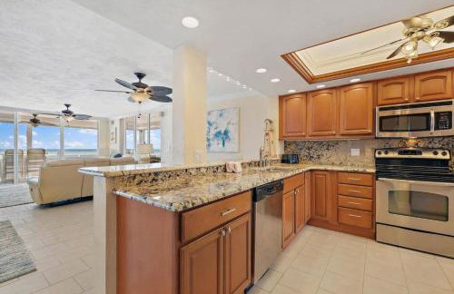 Redington Towers 3F 2BD 2BA Beachfront - Foto 6