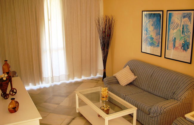 Apartamentos Las Americas - Foto 18