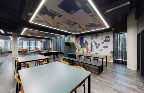 For Students Only Canvas Manchester - Foto 41