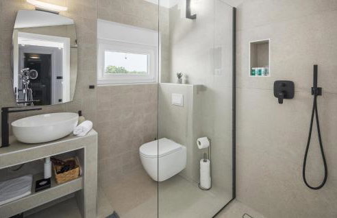 4 Bedroom Stunning Home In Nova Vas - Foto 26