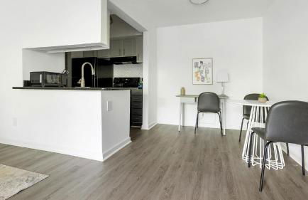 Landing Spectacular 1BD Gym Pool - Photo 6