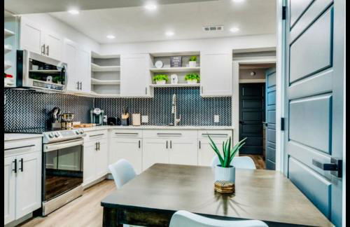 Dallas Charm in the Heart of Medical District - Foto 21