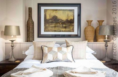 Honeysuckle Cottage Middle Tysoe - Photo 15