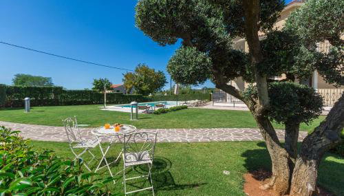 Apartment Mihael with pool and beautiful garden - Foto 2