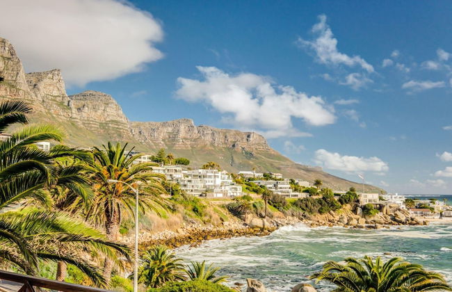 Camps Bay Holiday Apartment w Private Pool CBT Palm Suite - Photo 8