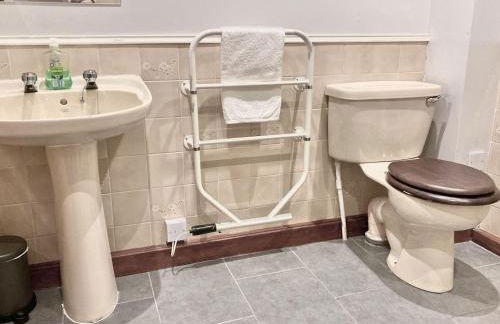 The Coach House - Photo 27