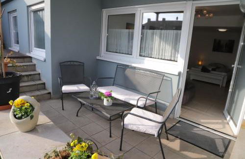 INDIVIDUAL APARTMENTS - Zentrale, ruhige Wohnung in Innenstadt - Küche, Parkplatz, Terrasse, SmartTV, Netflix - Foto 28