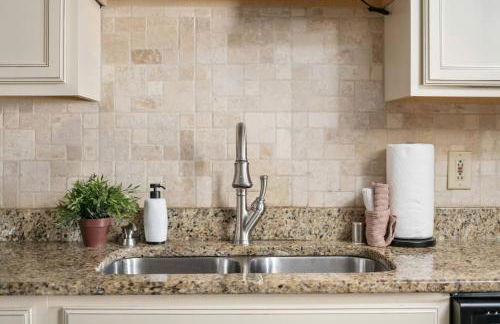 Charming Cottage | Near I-75 & Horse Park + Farms - Photo 37