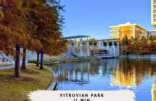 5BD Getaway w Pool Patio Firepit Mins to DT - Photo 44