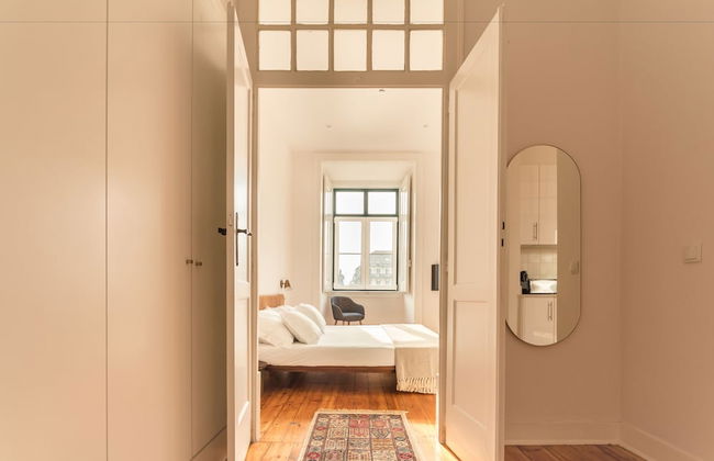 The Visionaire Apartments - Photo 19