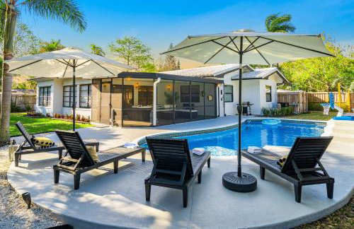 Renovated Villa with Heated Pool & Arcade, 5 Min to Pompano Beach - Foto 1