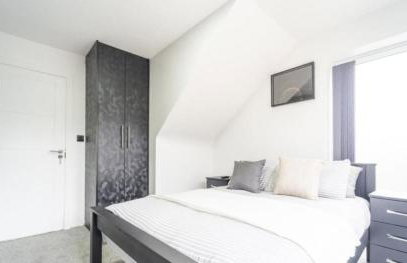 New Modern Stylish Villa Near City Centre Birmingham, with outdoor Hot Tub - Foto 26