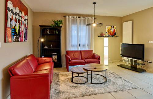 Le Manou, Appartement neuf avec terrasse, parking sous-terrain & ascenseur by PRIMO C0NCIERGERIE - Foto 7