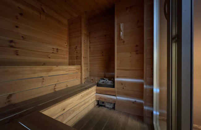 Royalty room spa - Photo 42