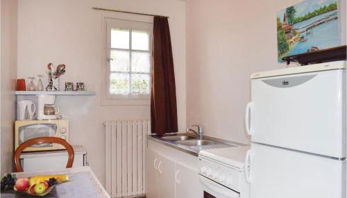 1 Bedroom Awesome Home In Penvénan - Foto 2