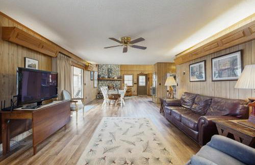 Lodge on Mirror Lake - Foto 7