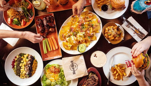 Appetizers and main courses at the Hard Rock Cafe Florence