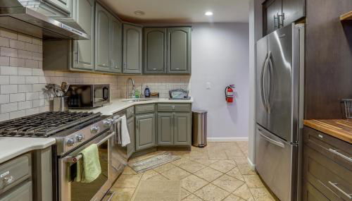 Charming Monroe Township Home - 13 Mi to RU! - Foto 2