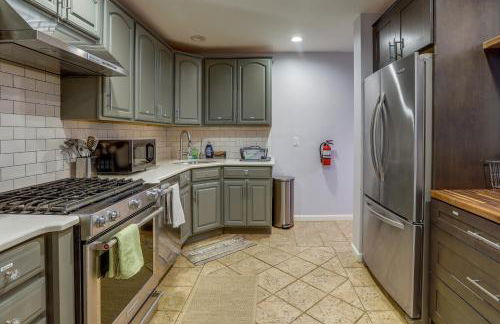 Charming Monroe Township Home - 13 Mi to RU! - Foto 2