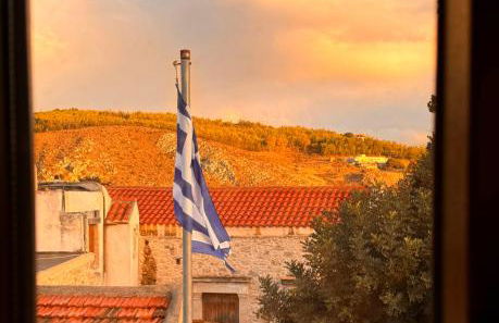 Hercules Traditional Houses - Photo 64