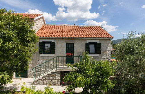 Villa Bella Pietra with private pool, sauna - Photo 49