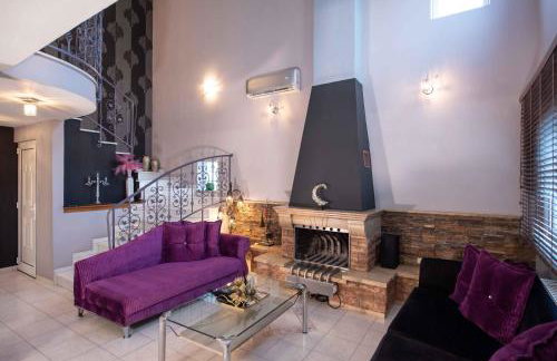 Dana's Luxury Maisonette - Photo 7