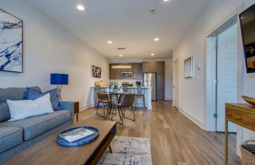 New East Nash - King Bed Short Drive to Dwntwn - Foto 10