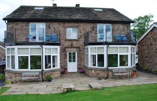 Shallcross Hall Cottage - Toddbrook - Whaley Bridge - Photo 1