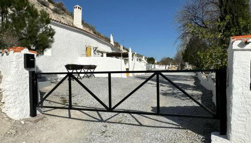 Alojamientos CUEVAS TIANA - Photo 5