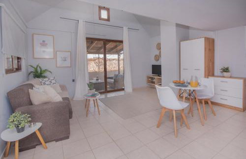 Cozy Loft with Private Terrace - Photo 1