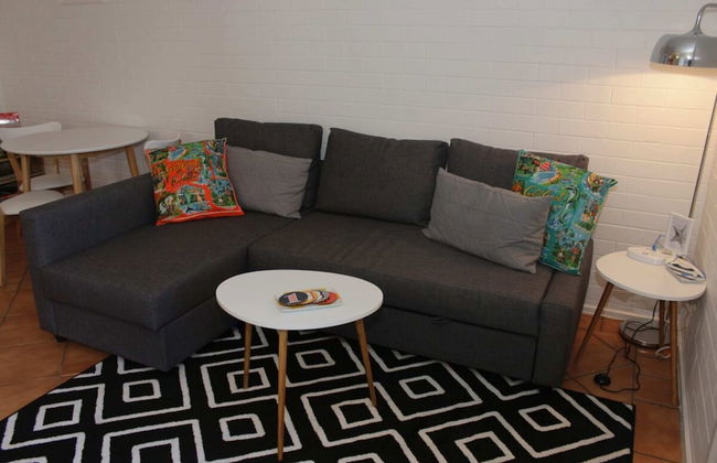 Lovely 1 Bedroom Apartment Steps to the Beach - Photo 9