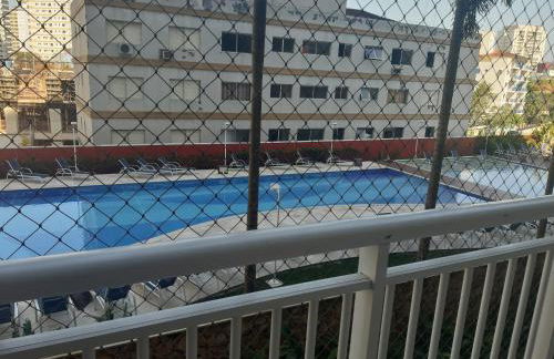 GUARUJÁ ASTURIAS, LAZER COMPLETO, AR CONDICIONADO E VARANDA GOURMET - Foto 7