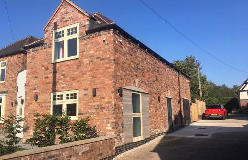 The Old Coach House - Photo 2