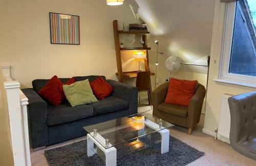 AmberBlue@Epsom - Photo 58