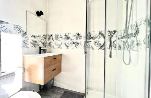 La Ribaudière Maison de ville à 5 min Futuroscope - Foto 4