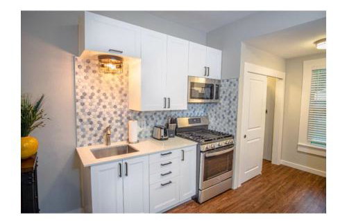 Remodeled Modern 1BR 1BA Apt Near Downtown 5min Pearl - Foto 16