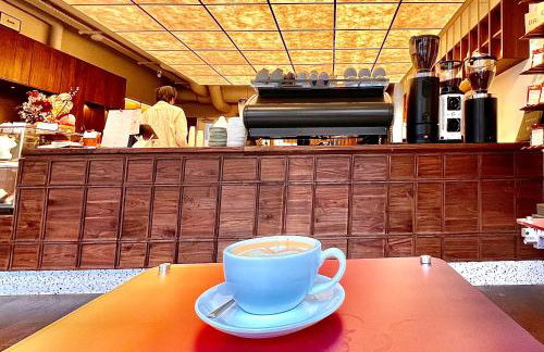 Exceptional 2-Floor Central London Escape - Sleeps Up to 10 with Skyline Terrace - Foto 9