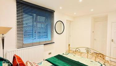 Cozystays Refurbed Modern Apartment Private Garden Free Parking - Foto 5