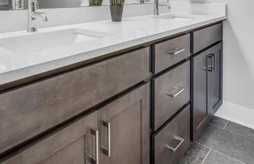 Nash Getaway - Private Rooftop Patio - Sleeps 12 - Foto 22