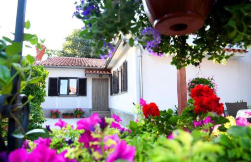 Nadia's house - Photo 17