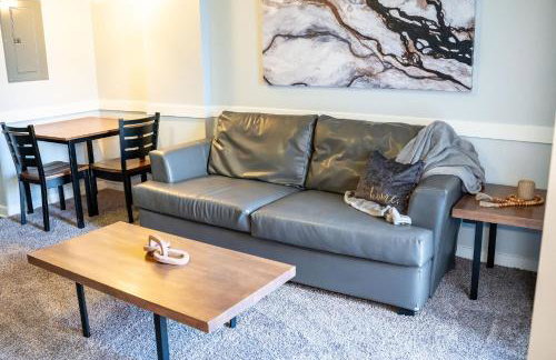 Chic City Apartment with parking Canal View RoofDeck - Foto 12