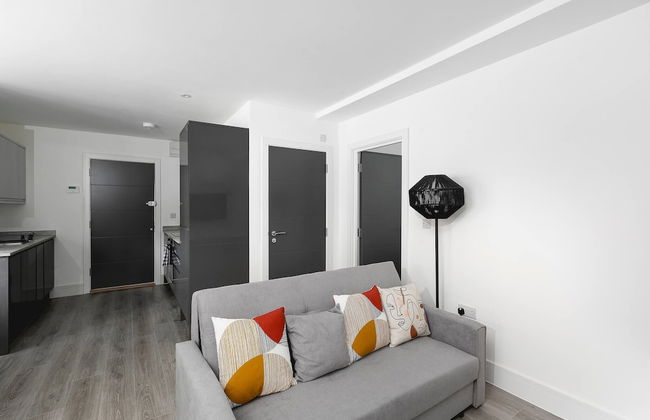 Skyvillion -vineyard Court- Enfield 1-bed Wgarden - Photo 16