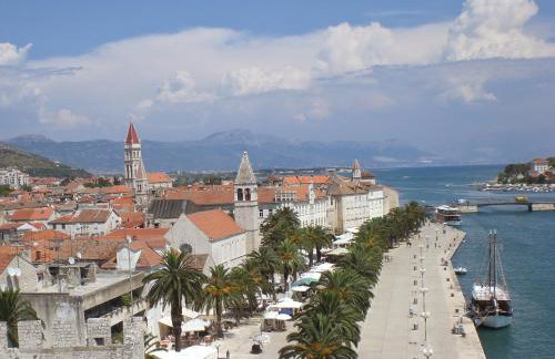 Luxury Seaside Villa with a classic Mediterranean Olive Garden, a fully equipped Professional Kitchen, Pool, Sauna, Padle Boards and Canoe - Miolin Beach House - Photo 65