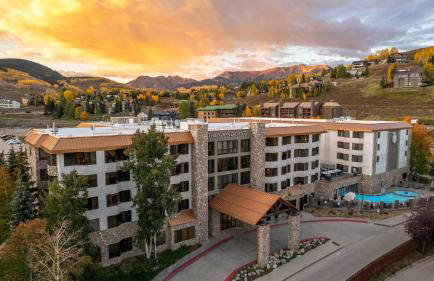 Stellar Location with Hot Tub Pool Steam Room & Gym Acces - Foto 16