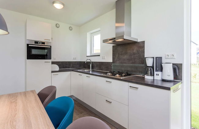 Modern Villa With Wellness in Limburg - Photo 4