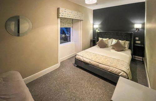 The Golden Crown - Foto 15