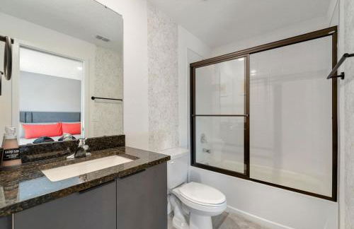 3MI from Disney- Modern 3BD 3BA + Grill - Foto 14